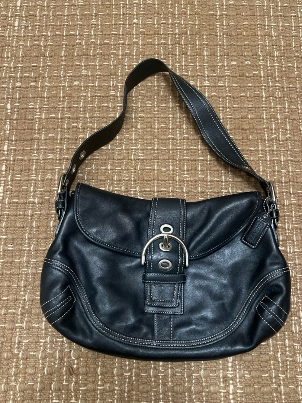 Y2K Vintage Coach Black Leather Shoulder Bag with Silver-Tone Hardware